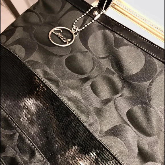 Coach F17574 Signature Tote - Picture 2 of 7